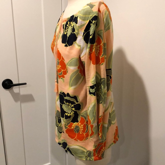 crown & ivy floral top - Picture 2 of 8